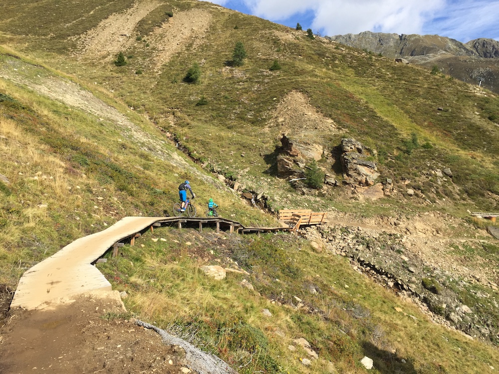 Bombastische Mountainbike Trails Auch Fur Kinder Wie Uns Die Bike Republik Solden Als Wahres Trailparadies Begeistert Hat